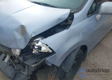 2010 Nissan Versa 1.8S z USA, uszkodzony, nr VIN 3N1BC1CP7AL368021